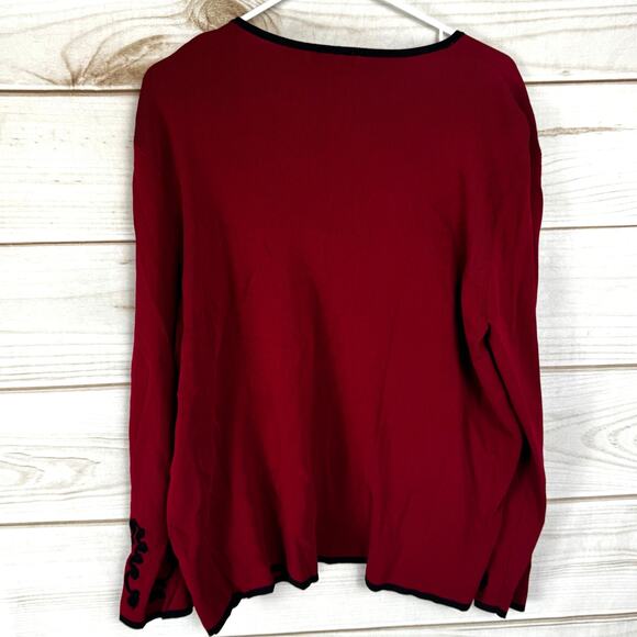 Dressbarn Red with Black Floral Embroidered Detail Cardigan Sweater Size 22/24 - Picture 5 of 8